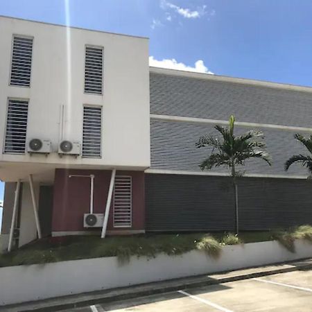 Meuble De Standing Au Coeur Des Commodites 舍尔谢 外观 照片